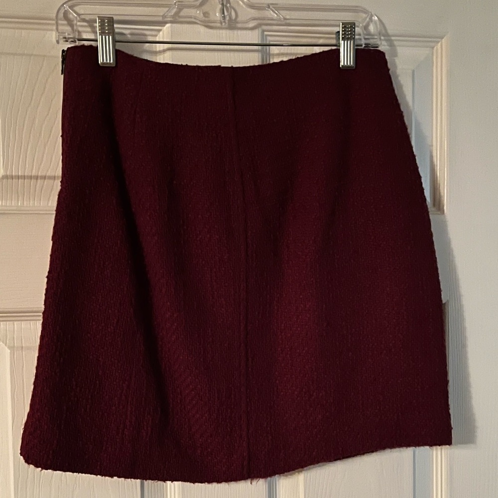 Loft burgundy skirt, size 2P, 17” length